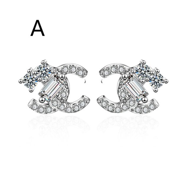 2019 designer earrings luxury designer jewelry women earrings luxury earrings ins Europe and the United States popular holiday gift
2019 designer earrings luxury designer jewelry women earrings luxury earrings ins Europe and the United States popular holiday gift