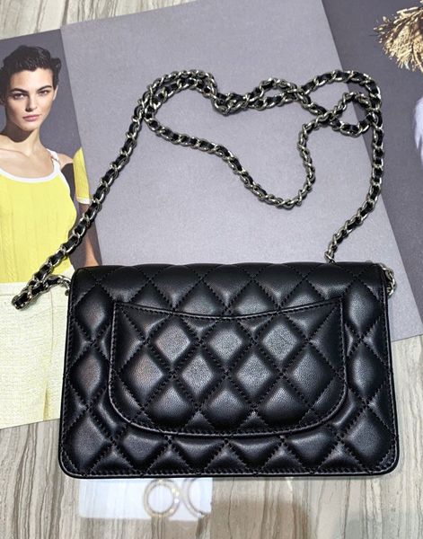 a040963 fantastic 2019 genuine leather luxury fashion handbags women bag runway for female ladies europe brand
a040963 fantastic 2019 genuine leather luxury fashion handbags women bag runway for female ladies europe brand
