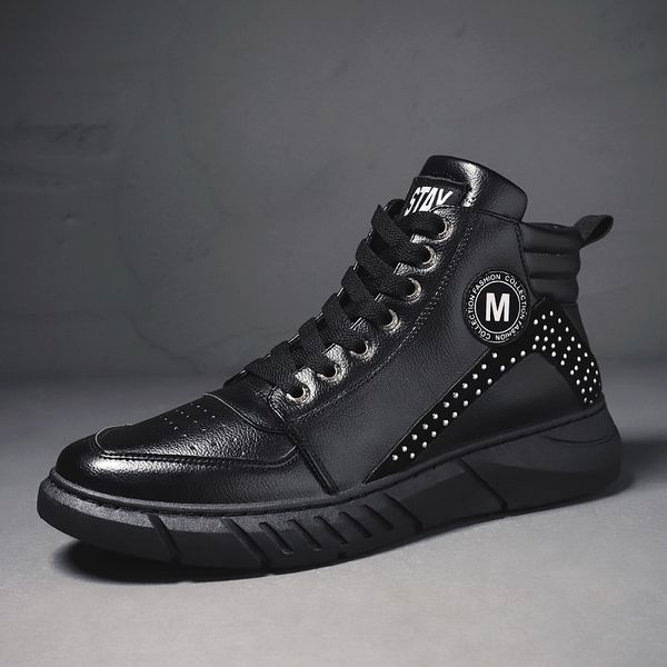 unn men's casual shoes 2019 autumn leather high fashion men's shoes sneakers retro casual boots mens black
unn men's casual shoes 2019 autumn leather high fashion men's shoes sneakers retro casual boots mens black
