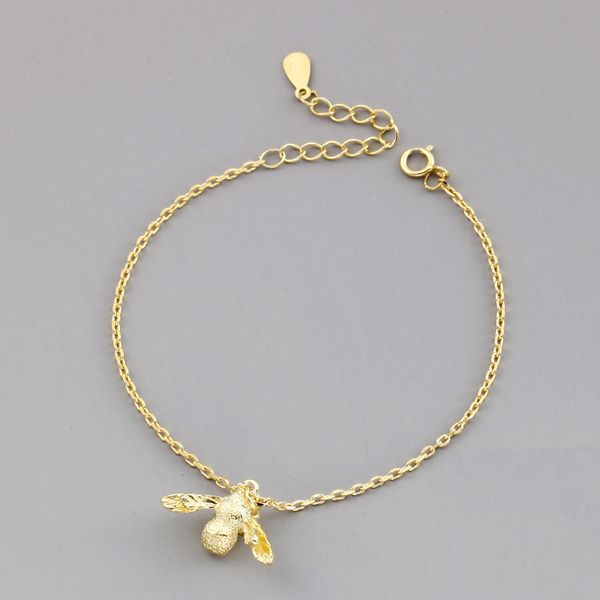 925 sterling silver gold color bee insect charm bracelets & bangles for women lady statement jewelry, Golden;silver
925 sterling silver gold color bee insect charm bracelets & bangles for women lady statement jewelry, Golden;silver