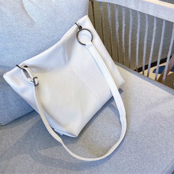 female 2019 new winter vintage fashion tote shoulder bag casual large capacitymessenger bag solid square women handbag
female 2019 new winter vintage fashion tote shoulder bag casual large capacitymessenger bag solid square women handbag