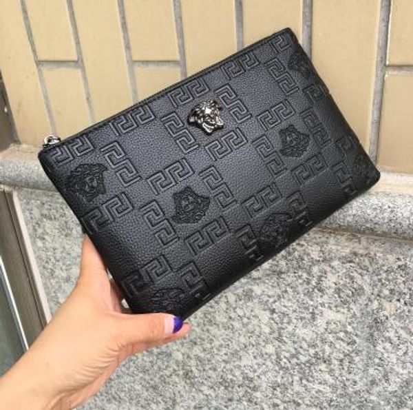 new style european american men designer shoulder wallet head print hand grab handbags men's women's fashion crossbody bag
new style european american men designer shoulder wallet head print hand grab handbags men's women's fashion crossbody bag
