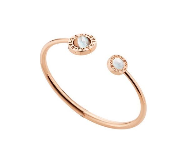2019 new women's bracelet elegant glamorous stylish high-end sterling silver plating 18k goldat, Black
2019 new women's bracelet elegant glamorous stylish high-end sterling silver plating 18k goldat, Black