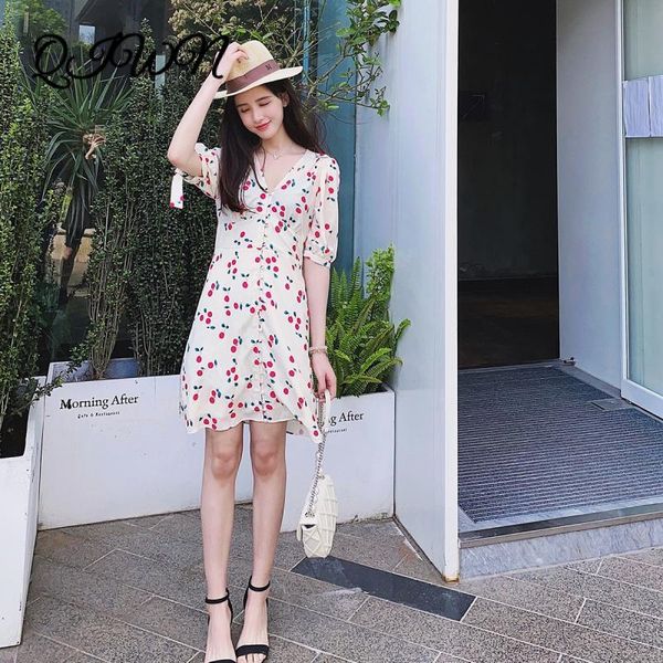 boho fashion women new beach short sleeve chiffion dress 2020 summer cherry floral print slim mini dress party clothing, White;black
boho fashion women new beach short sleeve chiffion dress 2020 summer cherry floral print slim mini dress party clothing, White;black