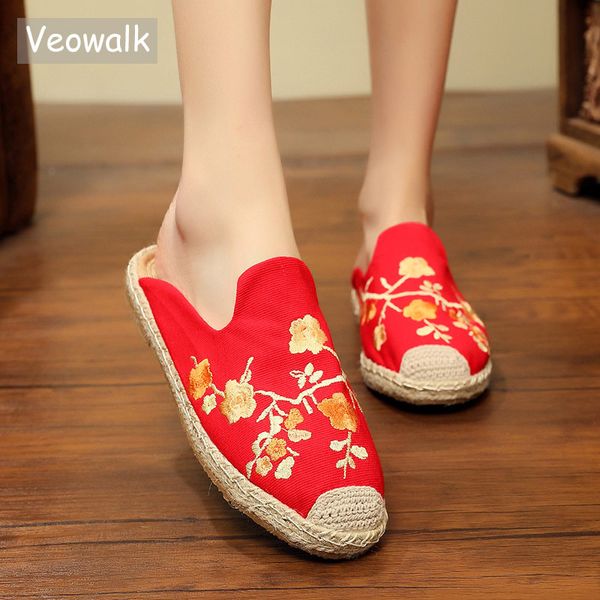veowalk handmade women flowers embroidered close toe canvas slide slippers summer breathable linen cotton espadrilles shoes, Black
veowalk handmade women flowers embroidered close toe canvas slide slippers summer breathable linen cotton espadrilles shoes, Black