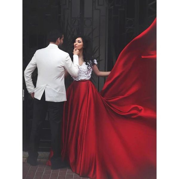 charming christmas party off the shoulder red evening dresses floral applique satin prom dresses winter long evening gowns with court train, Black;red
charming christmas party off the shoulder red evening dresses floral applique satin prom dresses winter long evening gowns with court train, Black;red