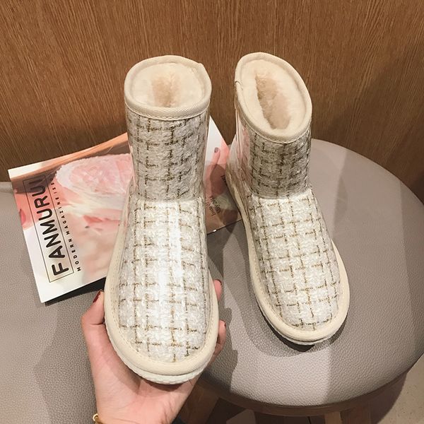 water-proof snow boots women's new fashionable cotton shoes 2019 winter plush short women's bread ankle boots, Black
water-proof snow boots women's new fashionable cotton shoes 2019 winter plush short women's bread ankle boots, Black