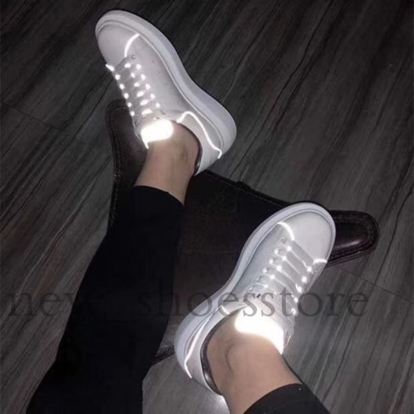 2019 new mens womens casual shoes summer breathable sneaker illuminate leather paris white shoes walking party dress sneakers flat shoes, Black
2019 new mens womens casual shoes summer breathable sneaker illuminate leather paris white shoes walking party dress sneakers flat shoes, Black