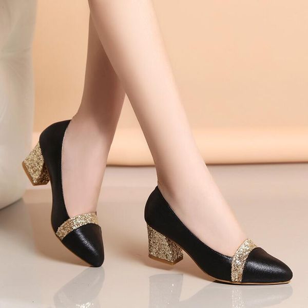 dropshiping 2019 women pumps sweet style square high heel sequins pointed toe spring and autumn elegant shallow ladies shoes t200525, Black
dropshiping 2019 women pumps sweet style square high heel sequins pointed toe spring and autumn elegant shallow ladies shoes t200525, Black