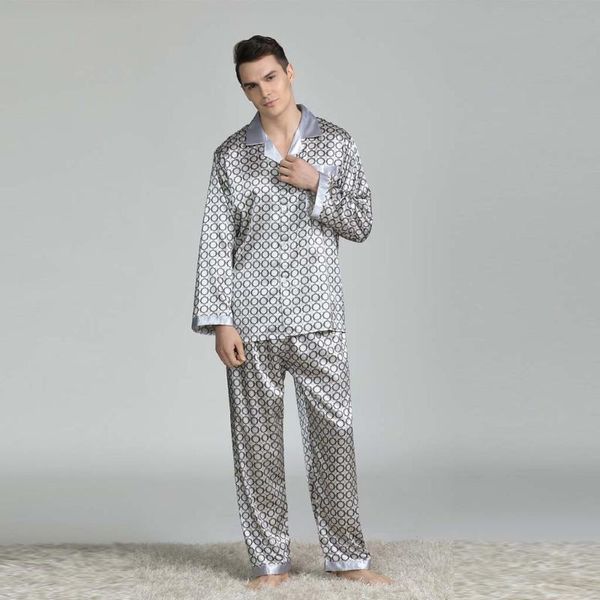 men's home service pajamas suit new long-sleeved printed foreign trade pyjama men full sleepwear spring autumn men pyjamas male, Black;brown
men's home service pajamas suit new long-sleeved printed foreign trade pyjama men full sleepwear spring autumn men pyjamas male, Black;brown