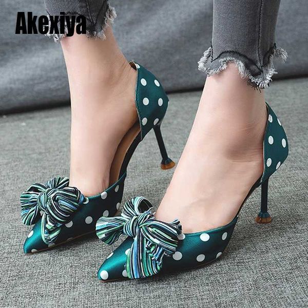 women pumps female high heels two piece bow decoration fashion women shoes pointed toe casual shoes 2020 s397, Black
women pumps female high heels two piece bow decoration fashion women shoes pointed toe casual shoes 2020 s397, Black