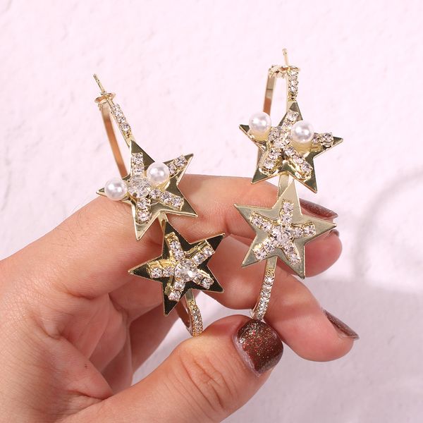 european and american classic fashion geometric big circle temperament earrings creative personality five-pointed star diamond set all-match, Golden
european and american classic fashion geometric big circle temperament earrings creative personality five-pointed star diamond set all-match, Golden