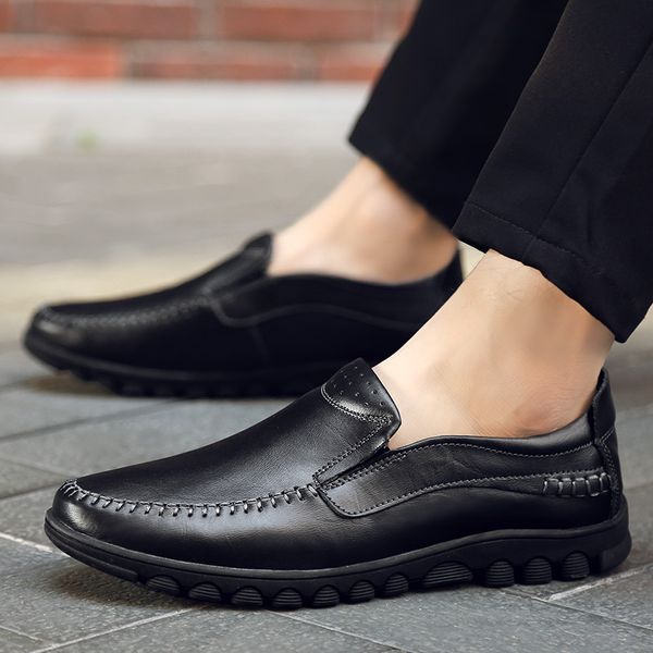 genuine leather men casual shoes spring fashion men loafers vintage moccasins breathable slip on black driving shoes
genuine leather men casual shoes spring fashion men loafers vintage moccasins breathable slip on black driving shoes