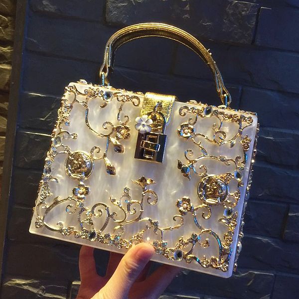 designer-women shoulder crossbody bag diamond metal flower handbags flap luxury evening bags clutches crystal purse wallet
designer-women shoulder crossbody bag diamond metal flower handbags flap luxury evening bags clutches crystal purse wallet