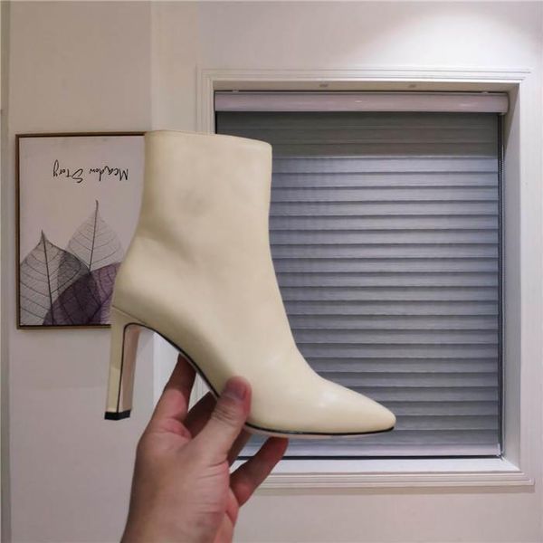 зимние кожаные сапоги с каблуками thicsk,женские сексуальные сапоги из телячьей кожи, трендовая итальянская кожаная подошва нескользящая изн, Black
зимние кожаные сапоги с каблуками thicsk,женские сексуальные сапоги из телячьей кожи, трендовая итальянская кожаная подошва нескользящая изн, Black