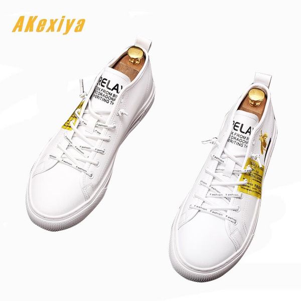 new arrival men brand designer streets cute bees charming causal flats shoes male shoes for web celebrity man sneakers, Black
new arrival men brand designer streets cute bees charming causal flats shoes male shoes for web celebrity man sneakers, Black