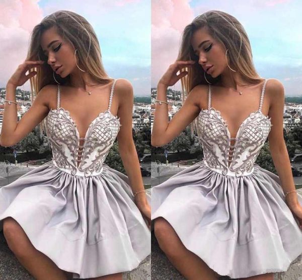 спагетти ремни короткие платья выпускного вечера кружева аппликация homecoming dress коктейльные платья мини выпускные платья vestidos forma, Black
спагетти ремни короткие платья выпускного вечера кружева аппликация homecoming dress коктейльные платья мини выпускные платья vestidos forma, Black