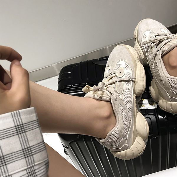 Adidas Yeezy Boost 500 Kanye West Desert Yeezy 500 Rat Super Moon Желтый DB2966 Румяна DB2908 Утилита Черные Женщины
Adidas Yeezy Boost 500 Kanye West Desert Yeezy 500 Rat Super Moon Желтый DB2966 Румяна DB2908 Утилита Черные Женщины