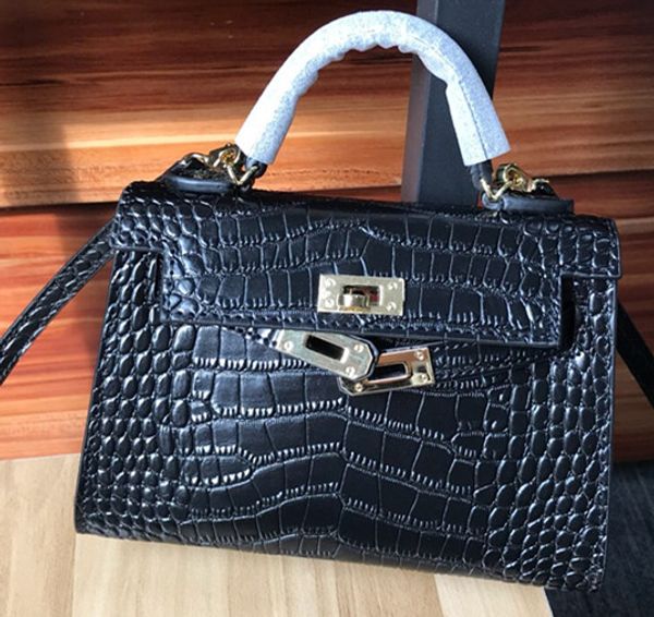 2020selling brand ladies ladies handbag small chain messenger shoulder bag handbag luxury wallet leather luxury handbag1124
2020selling brand ladies ladies handbag small chain messenger shoulder bag handbag luxury wallet leather luxury handbag1124