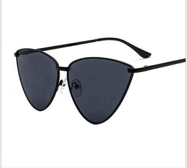 sunglasses women's tide wild round face sunshade big frame thin face sunglasses, White;black
sunglasses women's tide wild round face sunshade big frame thin face sunglasses, White;black