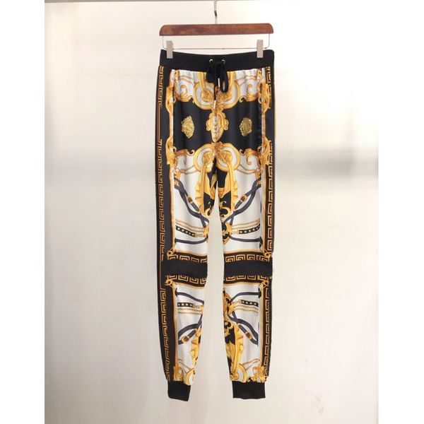 4.10 2020 spring summer new women european fashion print pattern decoration drawstring pants, Black;white
4.10 2020 spring summer new women european fashion print pattern decoration drawstring pants, Black;white