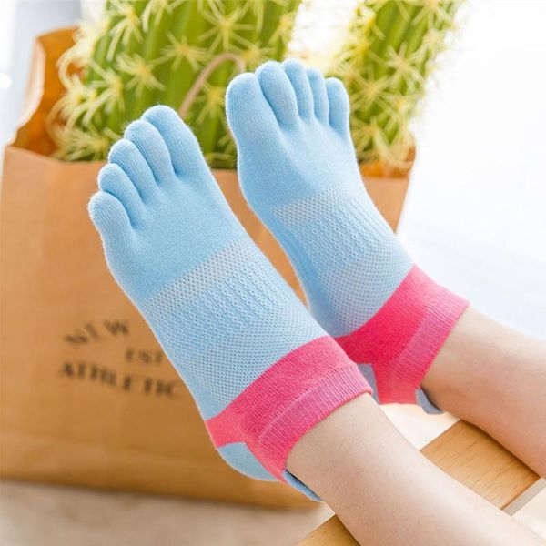 fashion women cotton mesh breathable sports five fingers socks low ankle toe socks anti-slip, Black;white
fashion women cotton mesh breathable sports five fingers socks low ankle toe socks anti-slip, Black;white