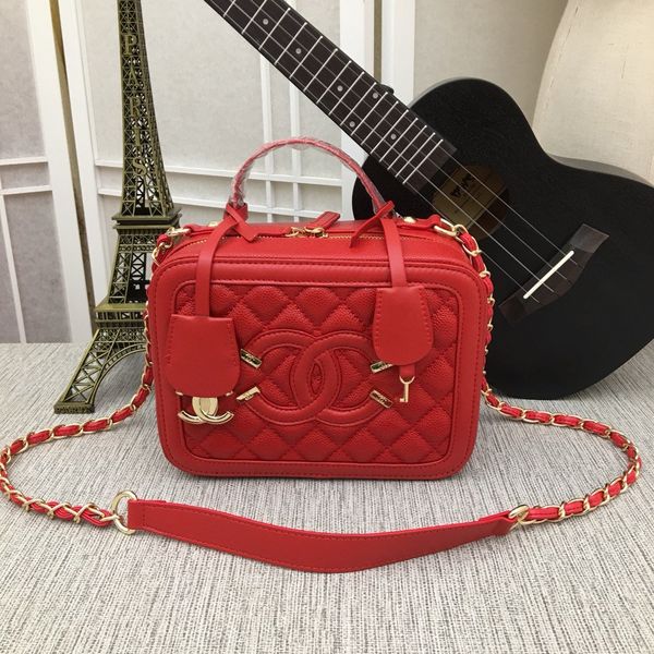 2020 now latest fashion shoulder bag, handbag, backpack, crossbody bag, waist bag, wallet, travel bags, perfect 21*16*10cm 0003 
2020 now latest fashion shoulder bag, handbag, backpack, crossbody bag, waist bag, wallet, travel bags, perfect 21*16*10cm 0003