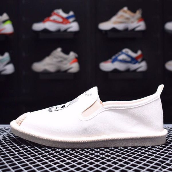 wholesale design casual shoes men black and white lazy shoes outdoor walking shoes without box packaging 39-44
wholesale design casual shoes men black and white lazy shoes outdoor walking shoes without box packaging 39-44