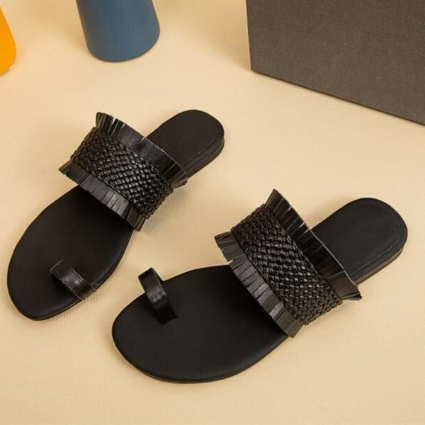 new arrival 2020 spring and summer women slippers genuine leather weave flat causal flip flops, Black
new arrival 2020 spring and summer women slippers genuine leather weave flat causal flip flops, Black