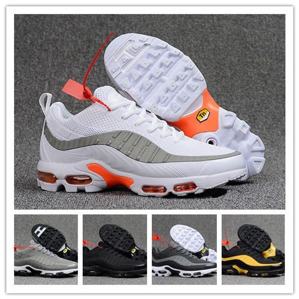 Original 95 Tn Men Designer Sneakers Chaussures 95 Kpu Men Tn Sport Trainers 2019 Newest Athletic Outdoor Walking Shoes Size Eur40-46
Original 95 Tn Men Designer Sneakers Chaussures 95 Kpu Men Tn Sport Trainers 2019 Newest Athletic Outdoor Walking Shoes Size Eur40-46