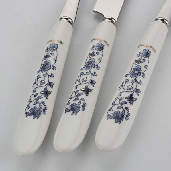 blue and white porcelain cutlery set three-piece set stainless steel chopsticks spoon fork gift set gift wholesale dropshipping
blue and white porcelain cutlery set three-piece set stainless steel chopsticks spoon fork gift set gift wholesale dropshipping