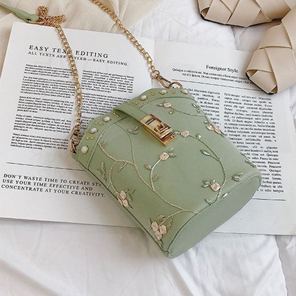 new tide solid color hollow pu material small fairy bag portable bucket bag casual wild single shoulder messenger
new tide solid color hollow pu material small fairy bag portable bucket bag casual wild single shoulder messenger