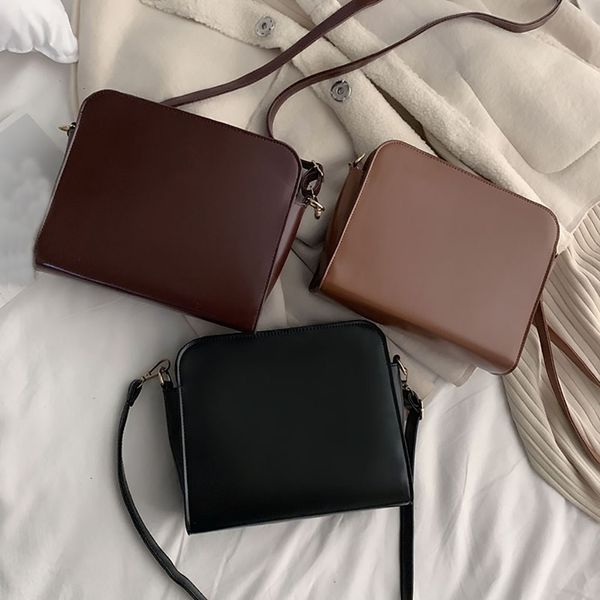 women retro shoulder bag simple wings bag solid color korean version crossbody wild messenger borsa donna#35
women retro shoulder bag simple wings bag solid color korean version crossbody wild messenger borsa donna#35