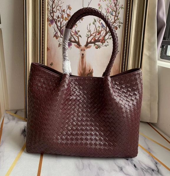 sell fashion european design luxury crochet women's shoulder bags ladys bags genuine leather shopping bag handbag ship
sell fashion european design luxury crochet women's shoulder bags ladys bags genuine leather shopping bag handbag ship
