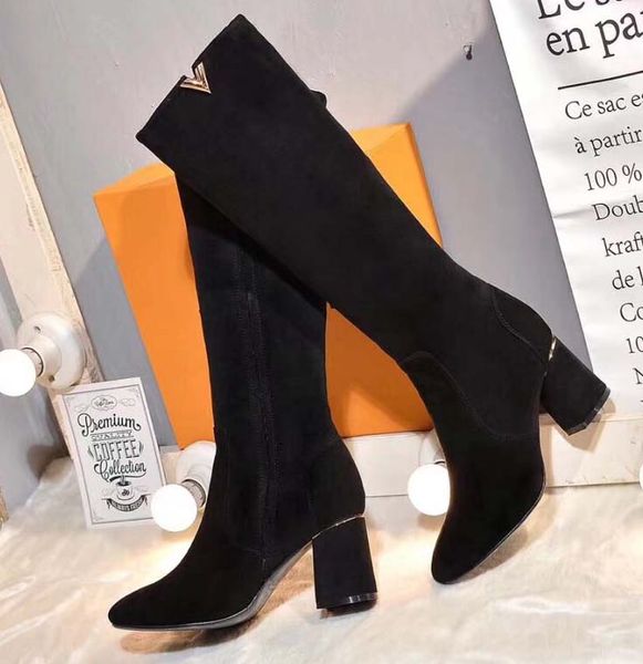 2019 woman brand ankle boot hoe real leather fa hion boot heel boot hoe u 5 11 with box dhl l2505, Black;grey
2019 woman brand ankle boot hoe real leather fa hion boot heel boot hoe u 5 11 with box dhl l2505, Black;grey