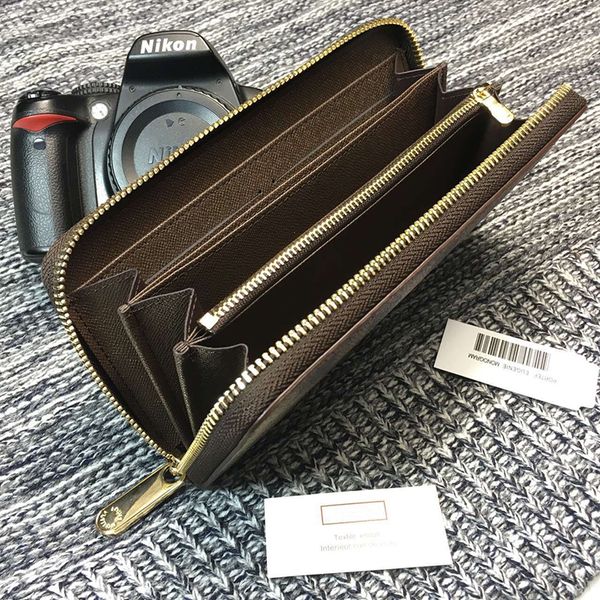designer-genuine leather classic standard wallet fashion leather long purse moneybag zipper pouch coin pocket note compartment, Red;black
designer-genuine leather classic standard wallet fashion leather long purse moneybag zipper pouch coin pocket note compartment, Red;black