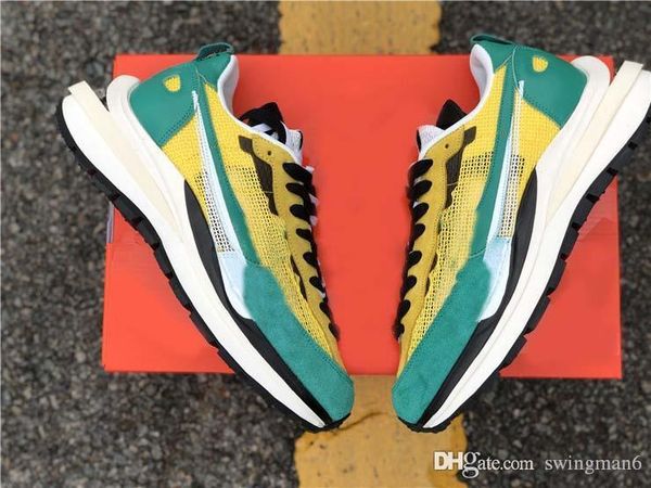 2020 authentic sacai pegasus vaporfly sp men running shoes string black villain red neptune green man sneakers with original box
2020 authentic sacai pegasus vaporfly sp men running shoes string black villain red neptune green man sneakers with original box