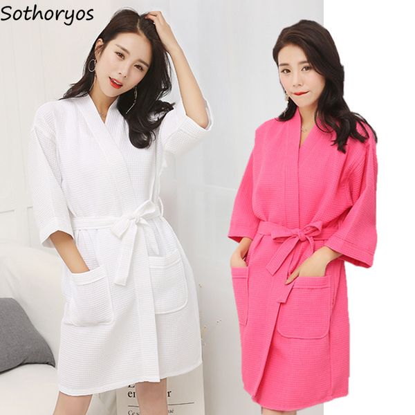 robes women cotton casual bathrobe belt elegant bathroom spa robe solid kimono daily ladies sleepwear breathable dressing gown, Black;red
robes women cotton casual bathrobe belt elegant bathroom spa robe solid kimono daily ladies sleepwear breathable dressing gown, Black;red