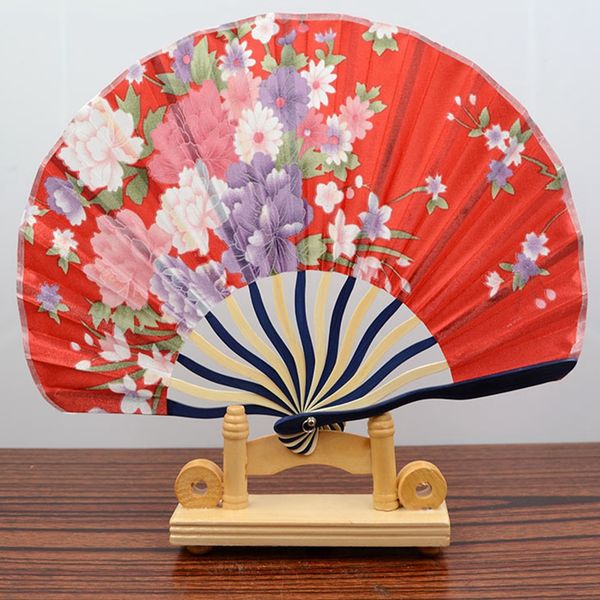 1pcs diy chinese style hand held kwai fan cameo shell cloth folding fan party wedding home decoration kyy8902
1pcs diy chinese style hand held kwai fan cameo shell cloth folding fan party wedding home decoration kyy8902