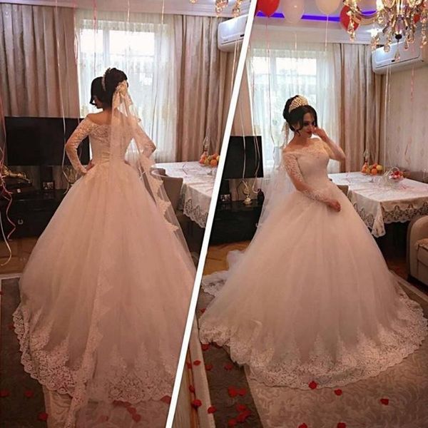 2019 Modest Lace Tulle Ball Gown Wedding Dress Sheer Off the Shoulder Illusion Long Sleeve Puffy Cheap High Quality Bridal Gowns
2019 Modest Lace Tulle Ball Gown Wedding Dress Sheer Off the Shoulder Illusion Long Sleeve Puffy Cheap High Quality Bridal Gowns