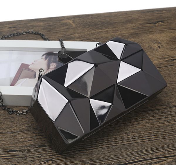 korean 2019 new hand handbags diamond-shaped iron box evening bag irregular geometric clutch bag metal evening