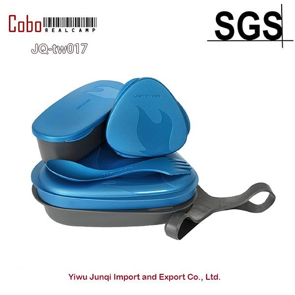 6-piece bpa-waterproof lightweight and convenient outdoor meal lunchkit kit with plate bowl, storage boxes and spork
6-piece bpa-waterproof lightweight and convenient outdoor meal lunchkit kit with plate bowl, storage boxes and spork