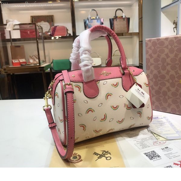 women bag shoulder handbag size 23*17*12cm exquisite gift box wsj010 # 112559 
women bag shoulder handbag size 23*17*12cm exquisite gift box wsj010 # 112559