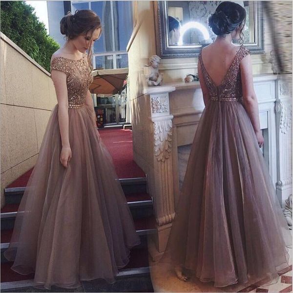 new dress halter raglan chiffon dresses waist long skirt ladies Luxury sequin dress nightclub party dress designer pleated skirt, Black
new dress halter raglan chiffon dresses waist long skirt ladies Luxury sequin dress nightclub party dress designer pleated skirt, Black