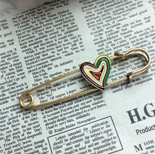 fashion-europe and the united states foreign trade retro love fashion bronze brass brooch baby with the same paragraph temperament wild, Gray
fashion-europe and the united states foreign trade retro love fashion bronze brass brooch baby with the same paragraph temperament wild, Gray