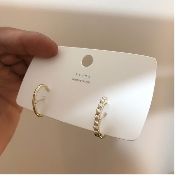 2020 korea earrings trendy pearl semi-circular gold metal asymmetric earrings for women geometric irregular wedding jewelery, Golden;silver
2020 korea earrings trendy pearl semi-circular gold metal asymmetric earrings for women geometric irregular wedding jewelery, Golden;silver