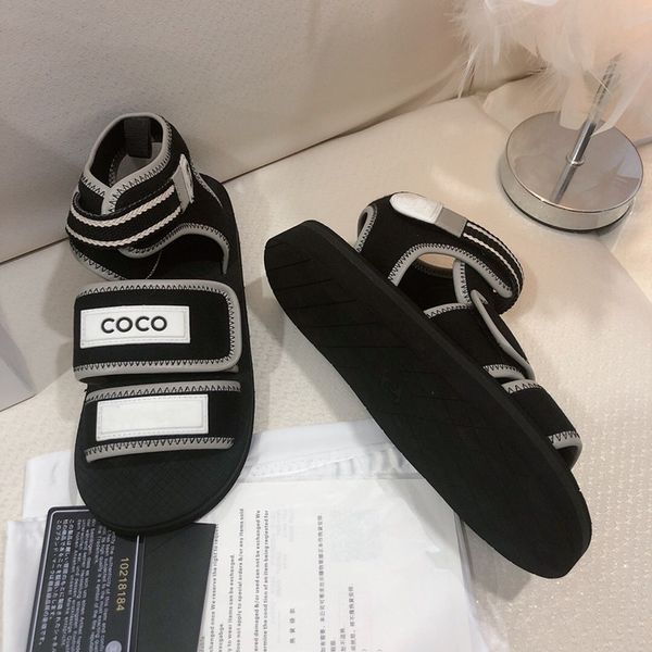 Summer Hot Designer Womens Fashion Luxury Flip Flop Designer Shoes designer shoes flats women with box
Summer Hot Designer Womens Fashion Luxury Flip Flop Designer Shoes designer shoes flats women with box