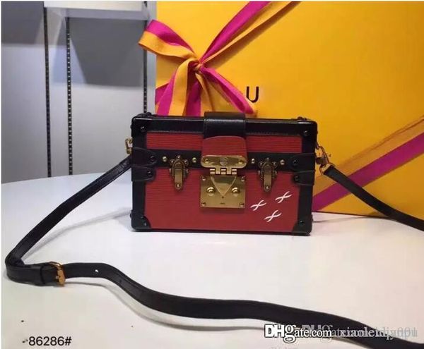 fashion women brand simple bags fashion trendy girl designer handbag casual shoulder messenger bag size 19x12x4cm #n41003 16
fashion women brand simple bags fashion trendy girl designer handbag casual shoulder messenger bag size 19x12x4cm #n41003 16