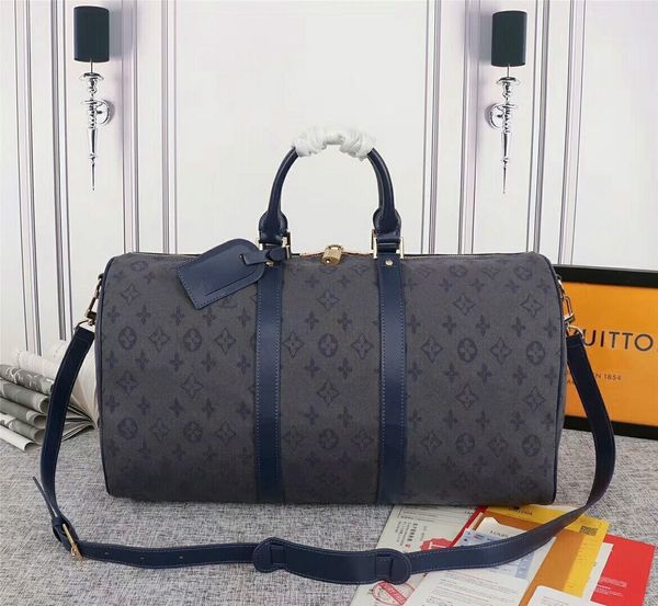 louis vuitton women handbags сумки последняя дорожная сумка высокое качество портативный наклонный плечо сделать старые металлические части
louis vuitton women handbags сумки последняя дорожная сумка высокое качество портативный наклонный плечо сделать старые металлические части
