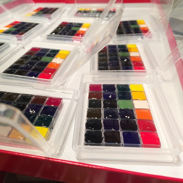 italian merry blue hummingbird watercolor pigment self-made 24-color subpackage 24-color suit
italian merry blue hummingbird watercolor pigment self-made 24-color subpackage 24-color suit